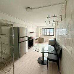 Blk 327 Clementi Avenue 5 (Clementi), HDB 4 Rooms #451390091